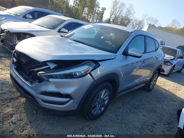 KM8J3CA46JU745064 Hyundai TUCSON SEL