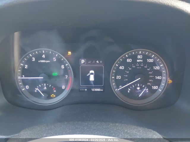 KM8J3CA46JU745064 Hyundai TUCSON SEL
