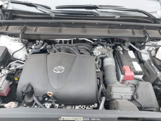 5TDZZRAHXNS142690 Toyota Highlander Le