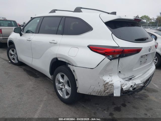 5TDZZRAHXNS142690 Toyota Highlander Le