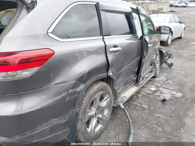 Toyota Highlander Limited Platinum 2019 5TDDZRFH2KS992036 Image 6