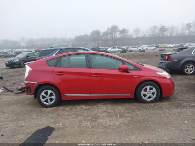 JTDKN3DU8F0456197 Toyota Prius Two