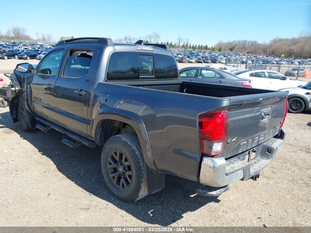 3TMCZ5AN9NM468033 Toyota Tacoma Sr5 V6