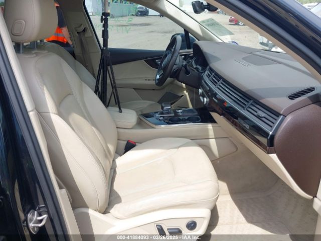 WA1VAAF7XHD032708 Audi Q7 3.0t Premium