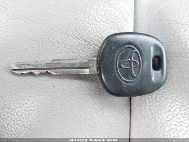 5TDYK3DC9ES511035 Toyota Sienna Xle V6 8 Passenger