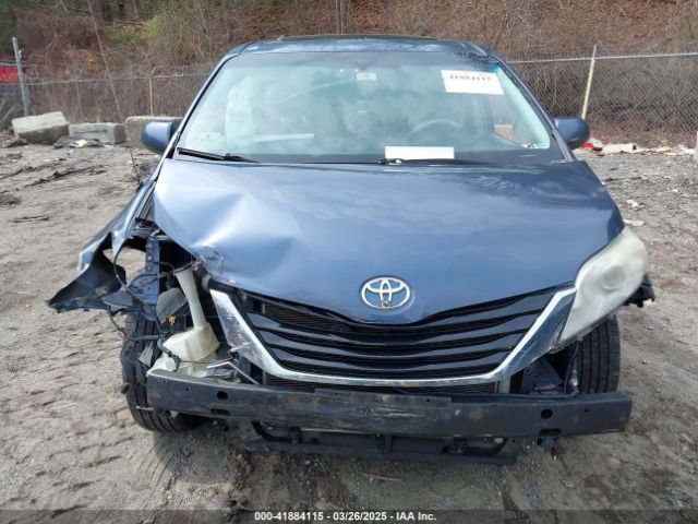 5TDYK3DC9ES511035 Toyota Sienna Xle V6 8 Passenger
