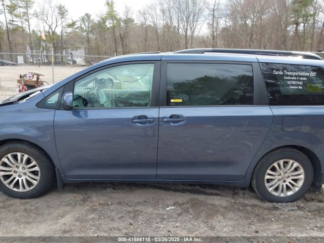 5TDYK3DC9ES511035 Toyota Sienna Xle V6 8 Passenger