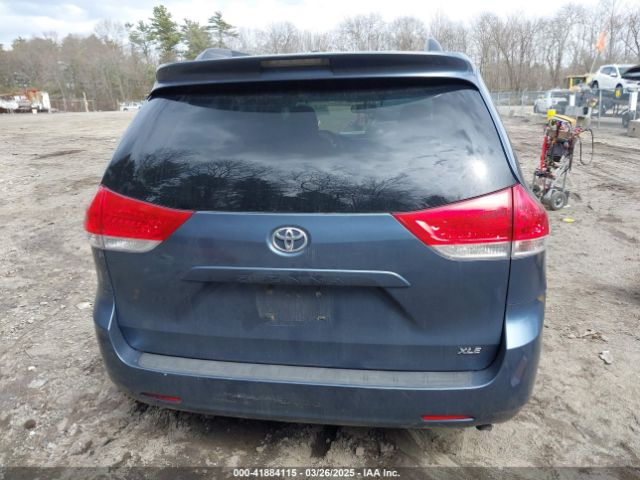 5TDYK3DC9ES511035 Toyota Sienna Xle V6 8 Passenger