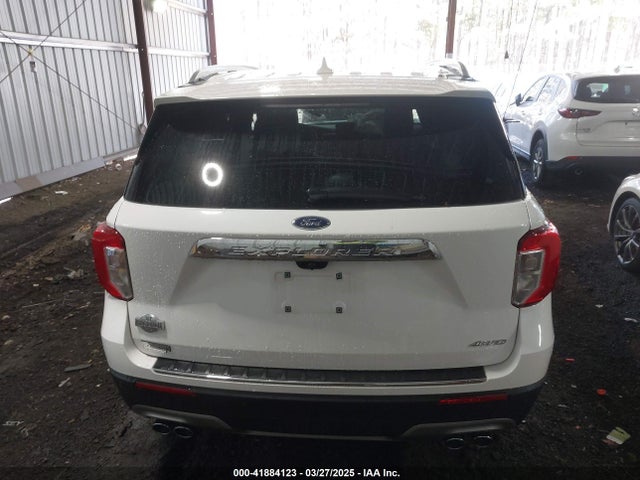 1FM5K8LCXNGB09774 Ford Explorer King Ranch