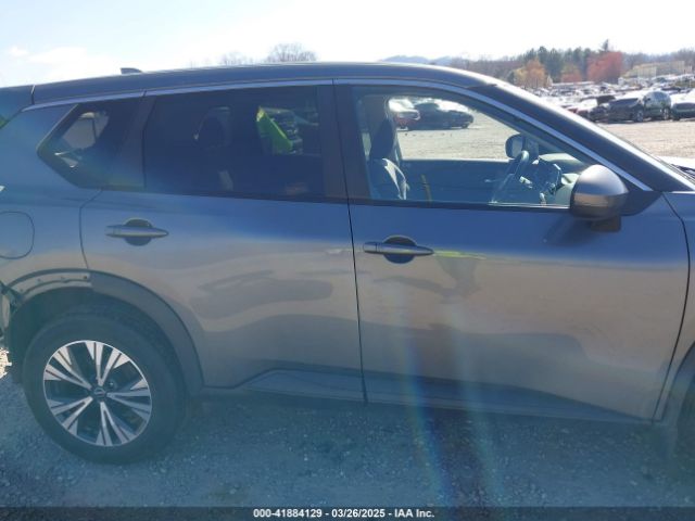5N1BT3BB6NC702762 Nissan Rogue Sv Intelligent Awd