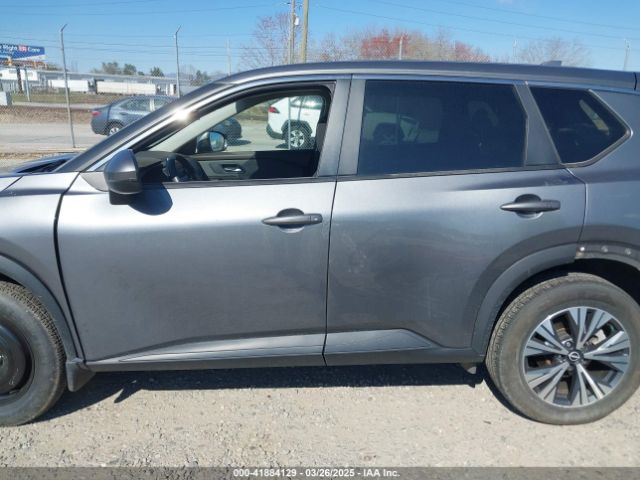 5N1BT3BB6NC702762 Nissan Rogue Sv Intelligent Awd
