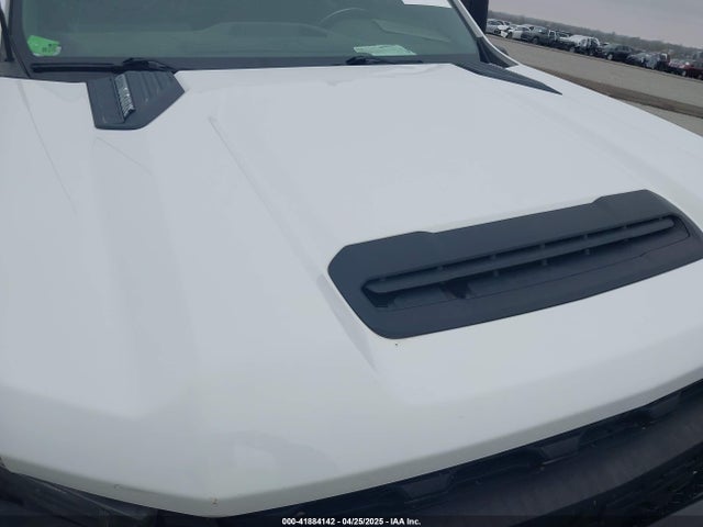41884142 :رقم المزاد ، 1GB4WREY3NF344952 vin ، 2022 Chevrolet Silverado 3500hd Chassis Work Truck مزاد بيع