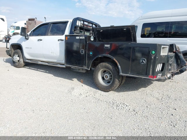 41884142 :رقم المزاد ، 1GB4WREY3NF344952 vin ، 2022 Chevrolet Silverado 3500hd Chassis Work Truck مزاد بيع