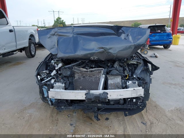 5XXG14J23MG003479 KIA K5 LXS