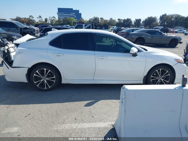 4T1B11HK6KU684612 Toyota CAMRY SE
