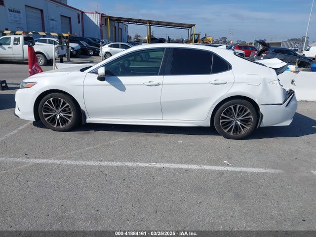 4T1B11HK6KU684612 Toyota CAMRY SE