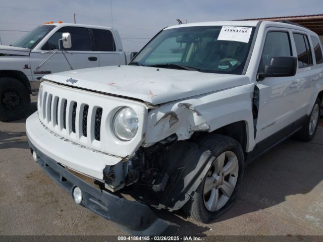 1C4NJPFA8GD582427 Jeep 2016