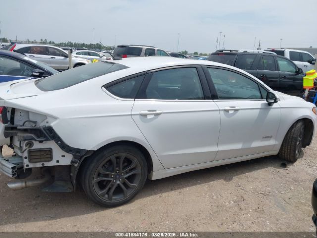 3FA6P0LU1JR138920 Ford Fusion Hybrid Se