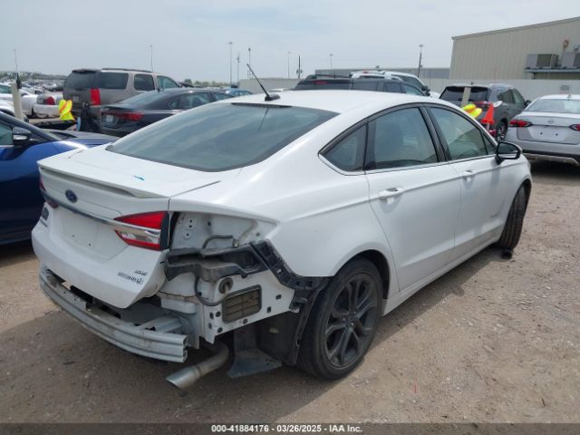 3FA6P0LU1JR138920 Ford Fusion Hybrid Se