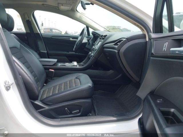 3FA6P0LU1JR138920 Ford Fusion Hybrid Se