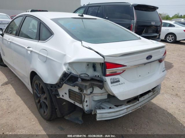 3FA6P0LU1JR138920 Ford Fusion Hybrid Se