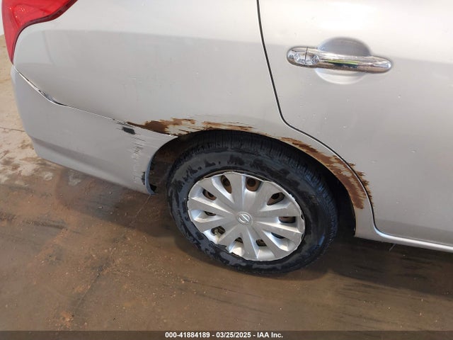 3N1CN7APXGL826826 Nissan Versa