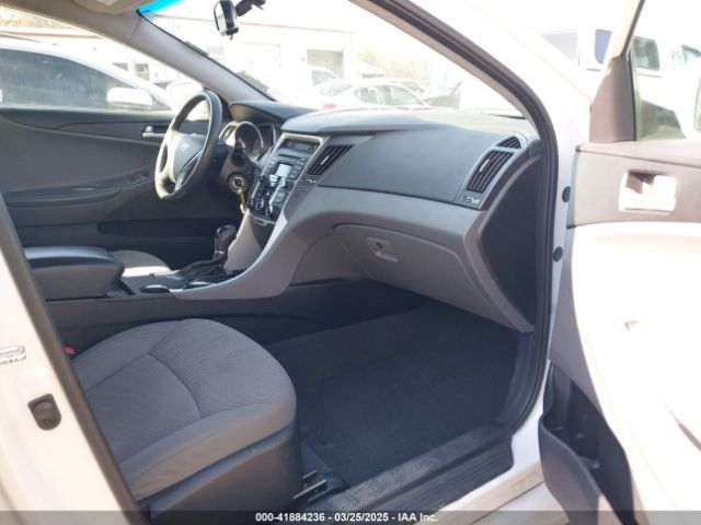 5NPEB4AC4EH888830 Hyundai SONATA GLS