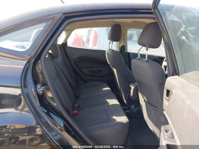 3FADP4BJ5JM133819 Ford FIESTA SE