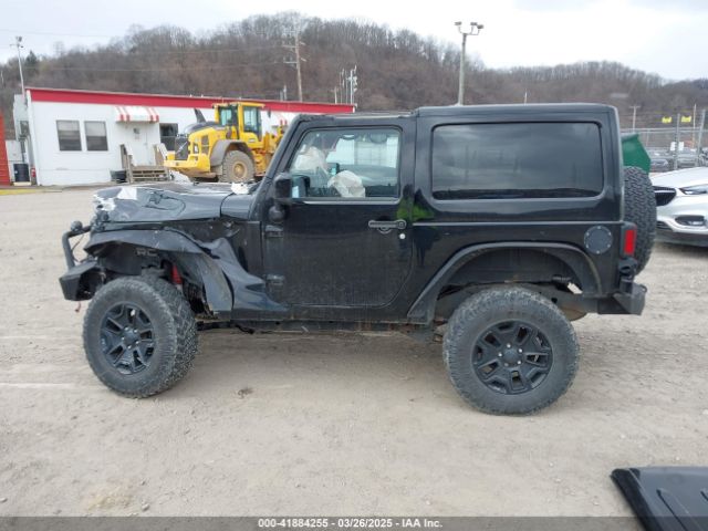 1C4AJWBG9EL311477 Jeep Wrangler Altitude