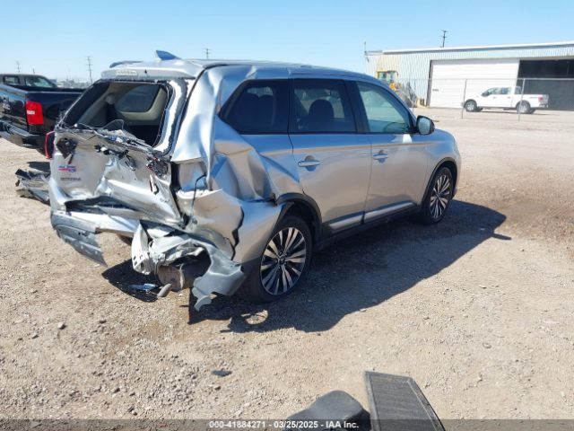 JA4AD3A35KZ046855 Mitsubishi Outlander Se