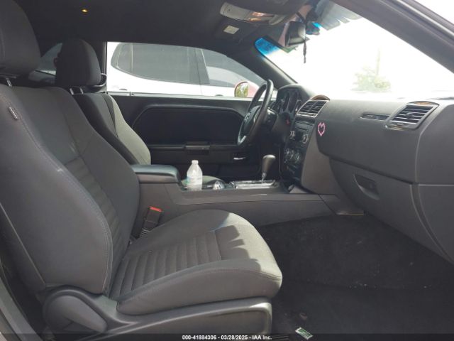 2C3CDYAG5EH231821 Dodge Challenger Sxt