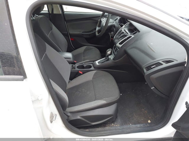Ford Focus 2014 1FADP3F28EL162672 Image 16