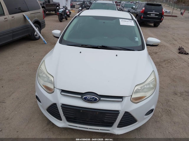 Ford Focus 2014 1FADP3F28EL162672 Image 17