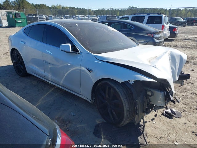 2018 TESLA MODEL S 5YJSA1E43JF276960 Photo 0