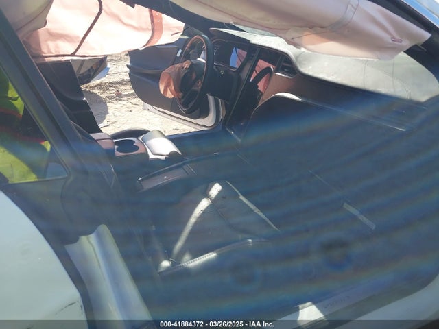 2018 TESLA MODEL S 5YJSA1E43JF276960 Photo 4