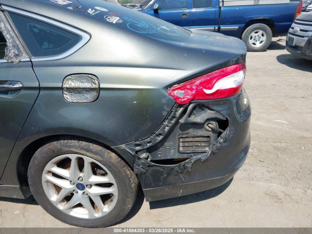 3FA6P0HD7FR117537 Ford FUSION SE