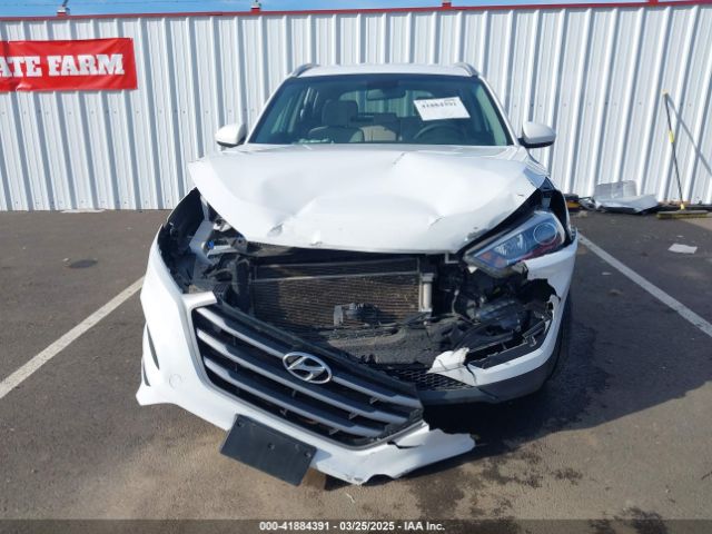 KM8J3CA46JU767002 Hyundai TUCSON SEL