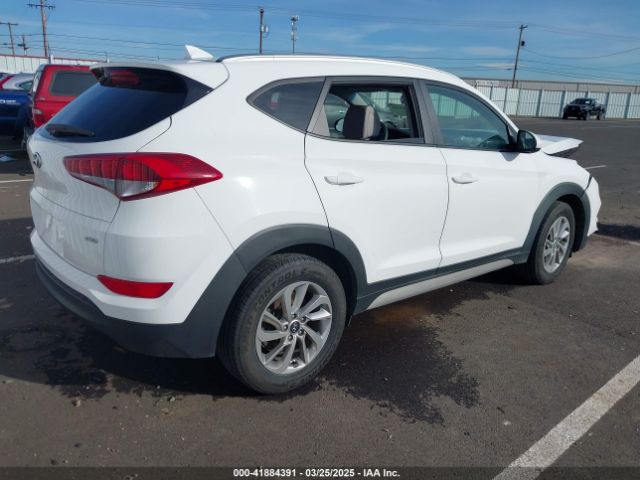 KM8J3CA46JU767002 Hyundai TUCSON SEL