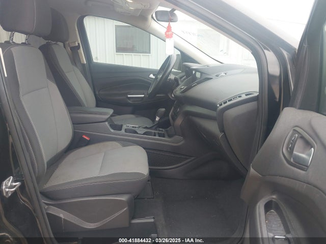 1FMCU0GDXHUC24693 Ford ESCAPE SE