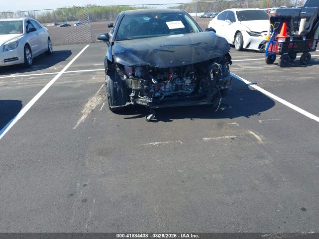 4T1F31AK5NU594457 Toyota Camry Xle Hybrid
