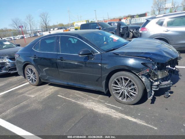 4T1F31AK5NU594457 Toyota Camry Xle Hybrid