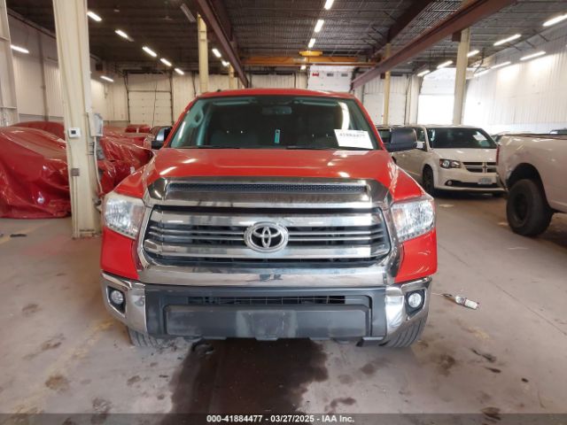 5TFUY5F11HX600939 Toyota Tundra Sr5 5.7l V8