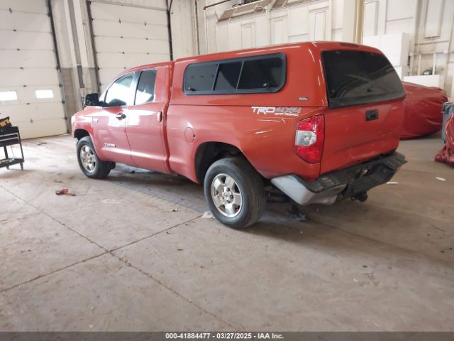 5TFUY5F11HX600939 Toyota Tundra Sr5 5.7l V8