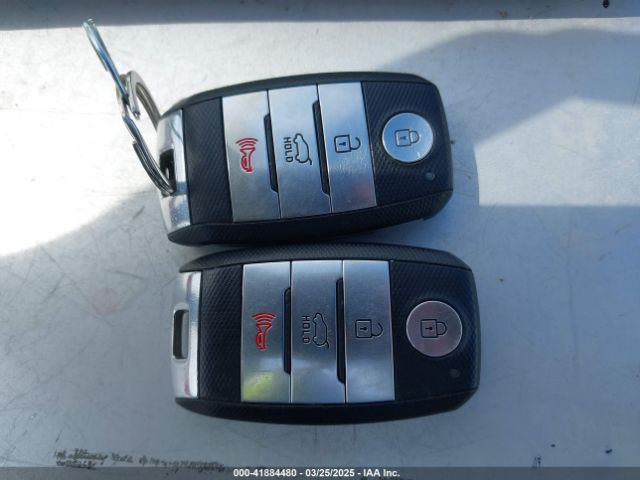 5XYPKDA59HG255455 KIA Sorento 3.3l Sx
