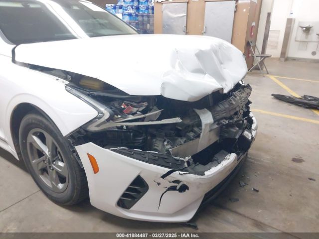 5XXG14J26NG097455 KIA K5 LXS