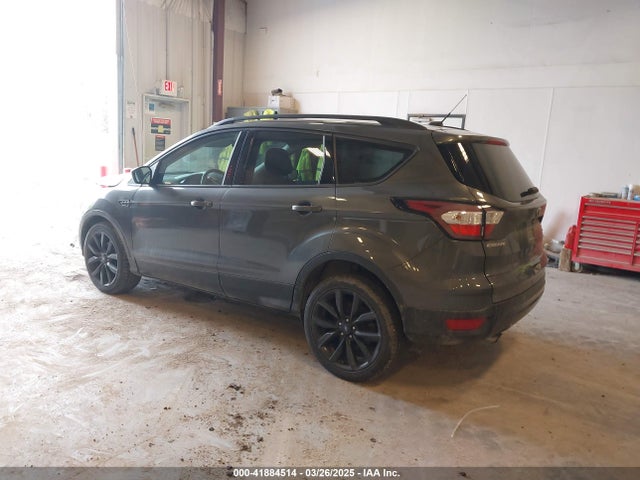 1FMCU0GD1HUC33119 Ford ESCAPE SE