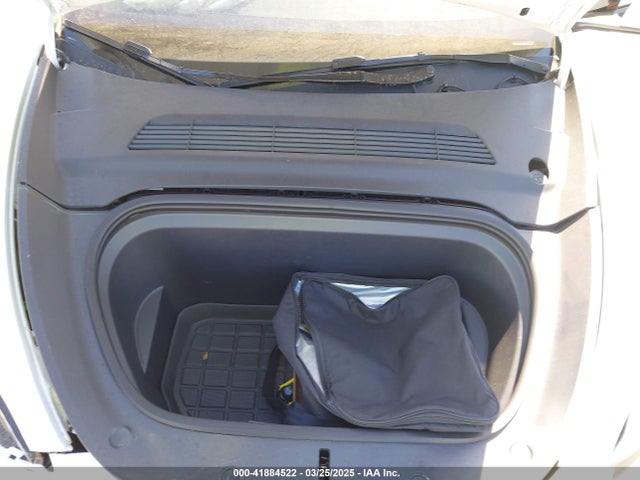 2024 TESLA MODEL Y 7SAYGDEF9RF062033 Photo 9