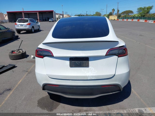 Tesla 2024 2024 7SAYGDEF9RF062033 Image 17