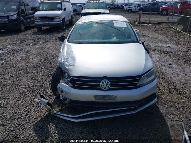 3VWD17AJ3FM297573 Volkswagen Jetta 1.8t Se