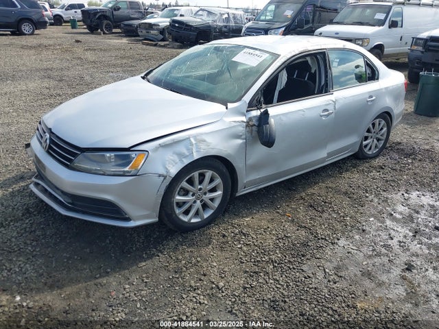 3VWD17AJ3FM297573 Volkswagen Jetta 1.8t Se